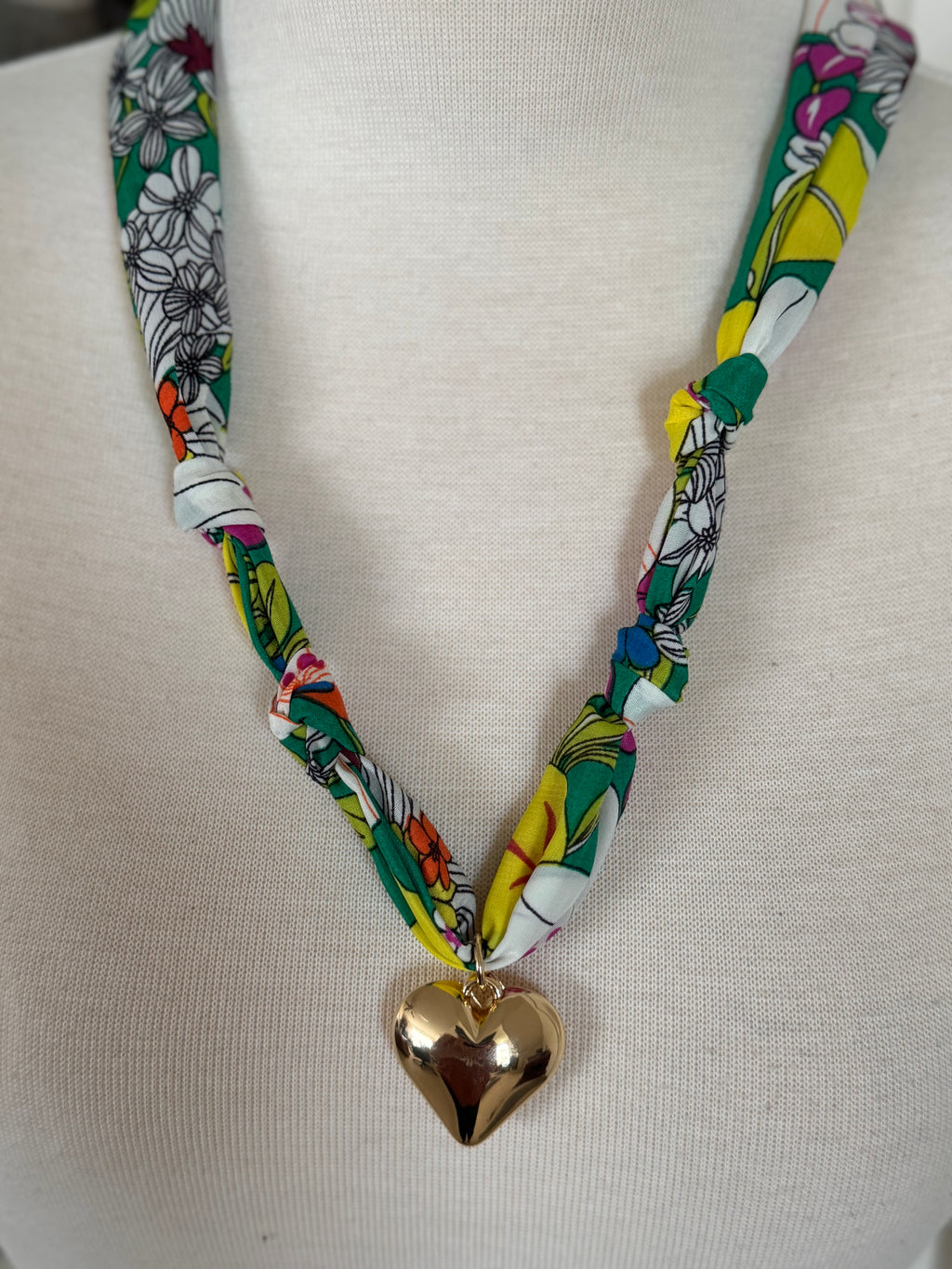 Knot Your Average Necklace