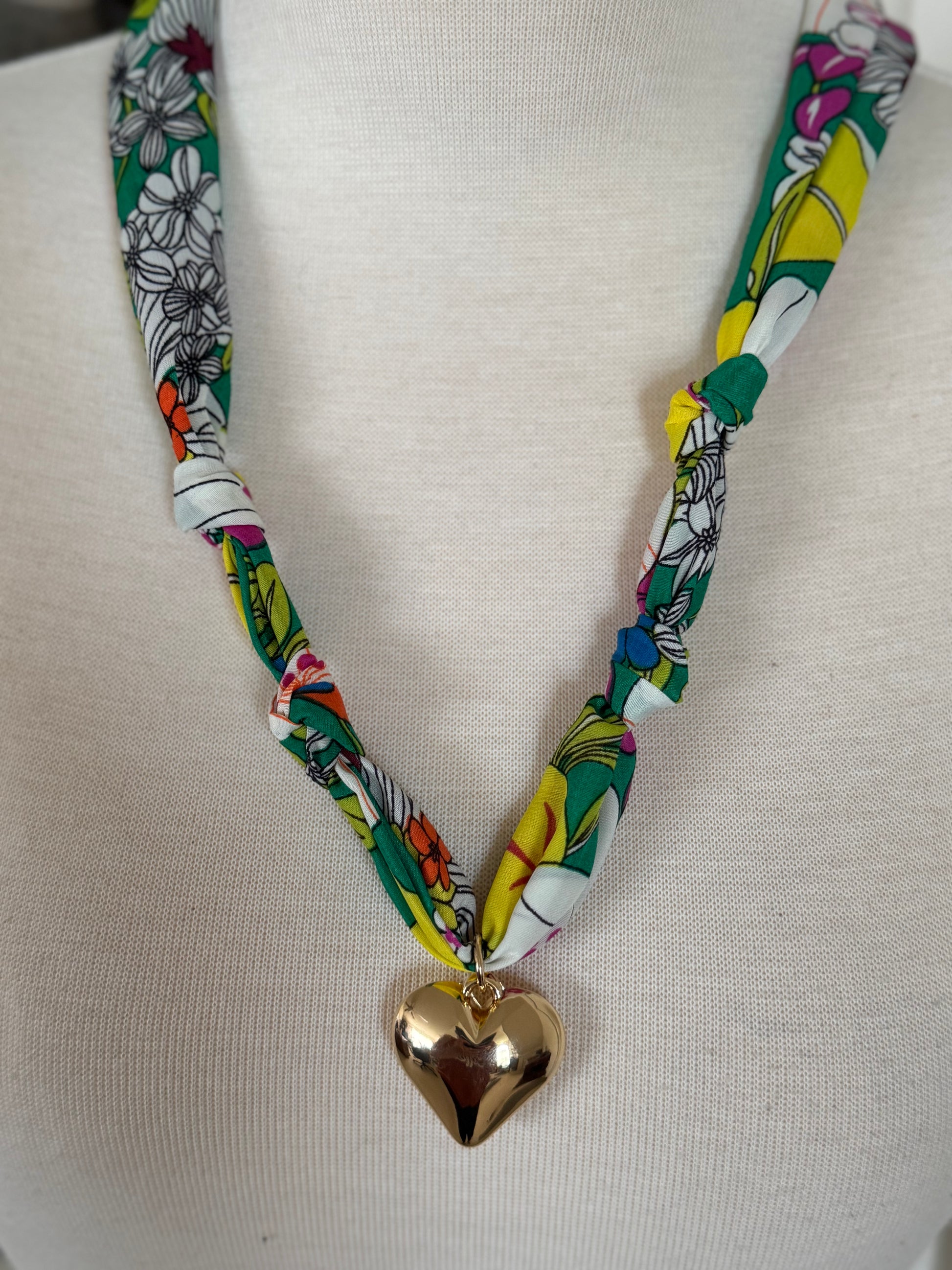 Knot Your Average Necklace