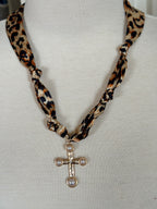 Knot Your Average Necklace